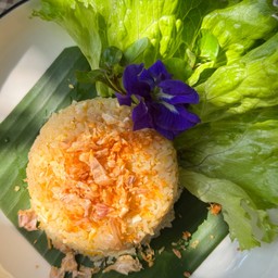 ข้าวผัดเกลือใส่ไข่