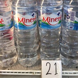 น้ำแร่ขวดใหญ่