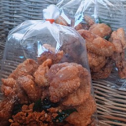 หนังไก่ทอด