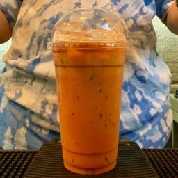 mata cafe - ฉลองกรุง