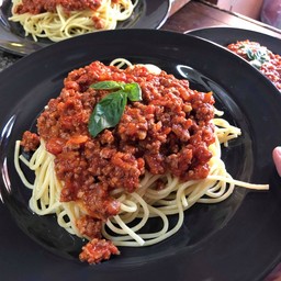 สปาเก็ตตี้ซอสเนื้อ