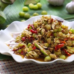 ตำมะม่วงใส่มะยม