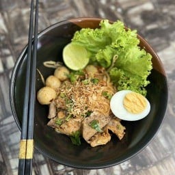 ยำเตี๋ยว สูตรเด็ด ลาดพร้าว64