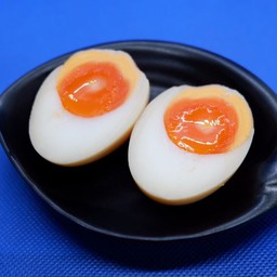 ไข่หมักซอส 1 ฟอง