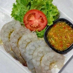 กะเพราริมทาง