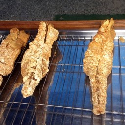 ไส้ย่างลุงหนวด