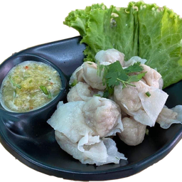 เกี๊ยวปลาลวกจิ้ม