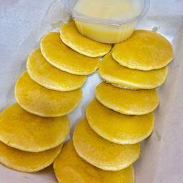 มินิแพนเค้ก+นมข้นหวาน