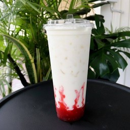 นมสดสตรอเบอรี่