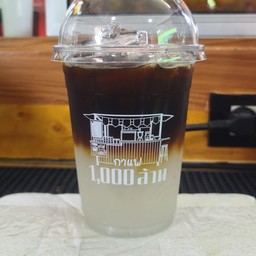 อเมริกาโน่น้ำผึ้ง