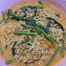 มาม่าใส่หมูสับ