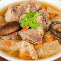 ไตเติ้ลแกงใต้นครศรีฯ