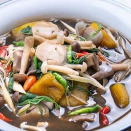 แกงเห็ดรวม