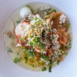 ก๋วยเตี๋ยวหมูน้ำใส