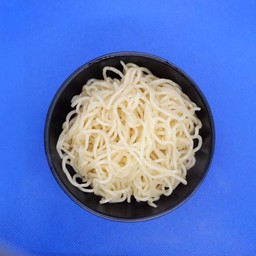 เส้นราเมน (เย็น)