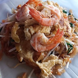 ผัดไทยกุ้งสด