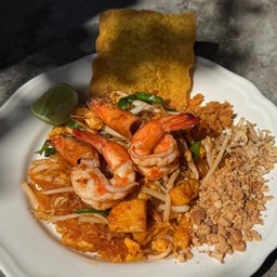ผัดไทยวุ้นเส้นกุ้งสด