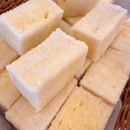 ขนมปังหน้าเนย - น้ำตาล