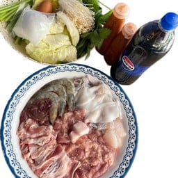 หมูกระทะชุดกลาง ราคา 350 บาท