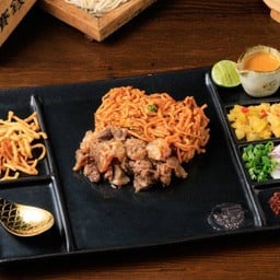 ข้าวซอยผัดแห้งเนื้อตุ๋น