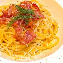 สปาเก็ตตี้คาร์โบนารา ต้นตำรับ 100%