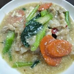 ราดหน้าหมู