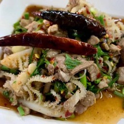ลาบเนื้อ