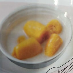 กล้วยใข่บวชชี