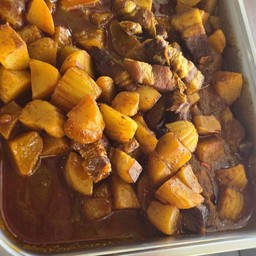 แกงฮังเลราดข้าว