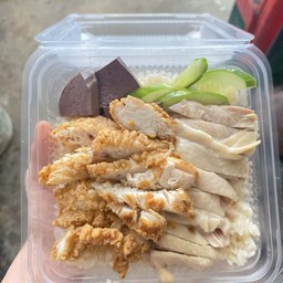 สองใจข้าวมันไก่รวม (ต้ม+ทอด)