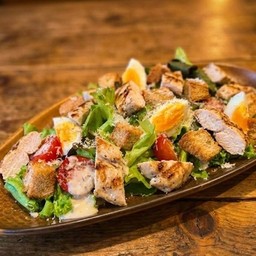 ซีซาร์สลัดกับไก่