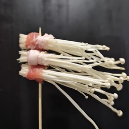 หม่าล่าสันติสุข