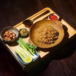 ข้าวผัดน้ำพริกหนุ่ม หมูทอด