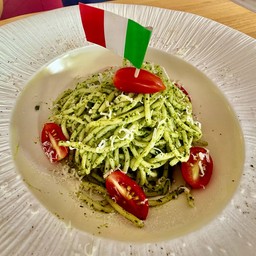 สปาเก็ตตี้กับเพสโต้โหระพา