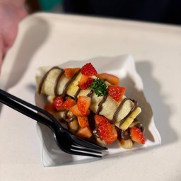 ครอฟเฟิลนูเทลล่าสตอเบอร์รี่+กล้วยหอม