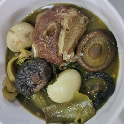 ขาหมูสบายพุง