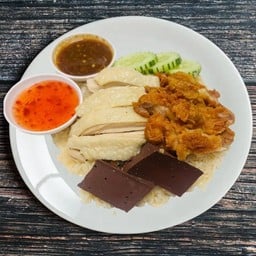 ข้าวมันไก่2ใจ (ไก่ต้ม+ไก่ทอด)