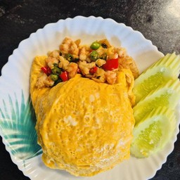 ข้าวไข่ข้นกุ้งผัดพริกสด