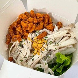 Noodle house หมี่ไก่ฉีก