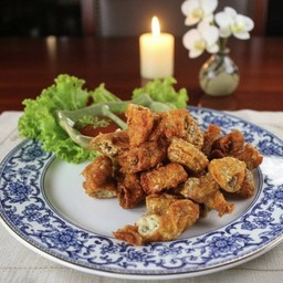 ไส้อ่อนทอดกระเทียม