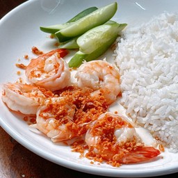 ข้าวกุ้งทอดกระเทียมพริกไทย
