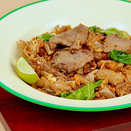 ผัดซีอิ๊วเนื้อโคขุน(DR)