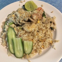 เจ้มลอาหารตามสั่งกล้วยทอดลูกชิ้นทอด(ตลาดนัดวัดเจษซ.8)