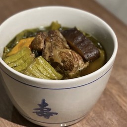 oเขาะฉ่าย ซี่โครงอ่อน ตุ๋นเตาถ่าน