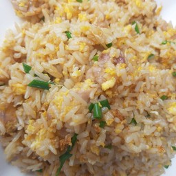 ข้าวผัดไข่หมูหมัก
