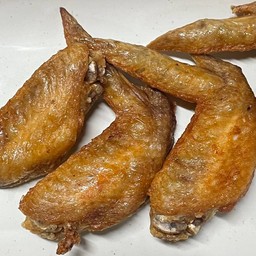 ปีกไก่ทอดเกลือ