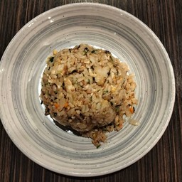 ข้าวผัดผักดองญี่ปุ่น