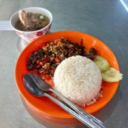 เตี๋ยว แซ่บทะลุล้าน