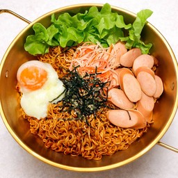 มาม่าปังโก้ (มาม่าคลุกซอส&ขนมปังปิ้ง&โกโก้)