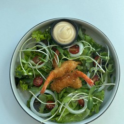 สลัดผักกุ้งกรอบ